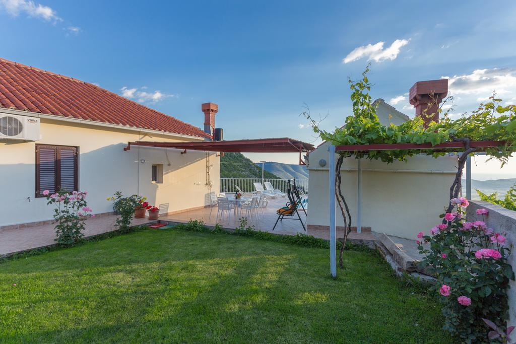 Holiday Home Urlovic Gruda Exterior foto